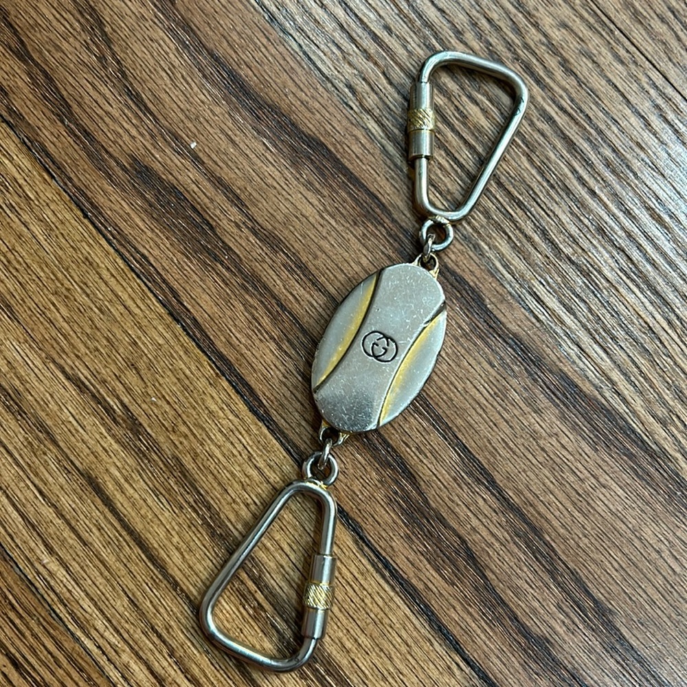 GUCCI pre loved double key chain